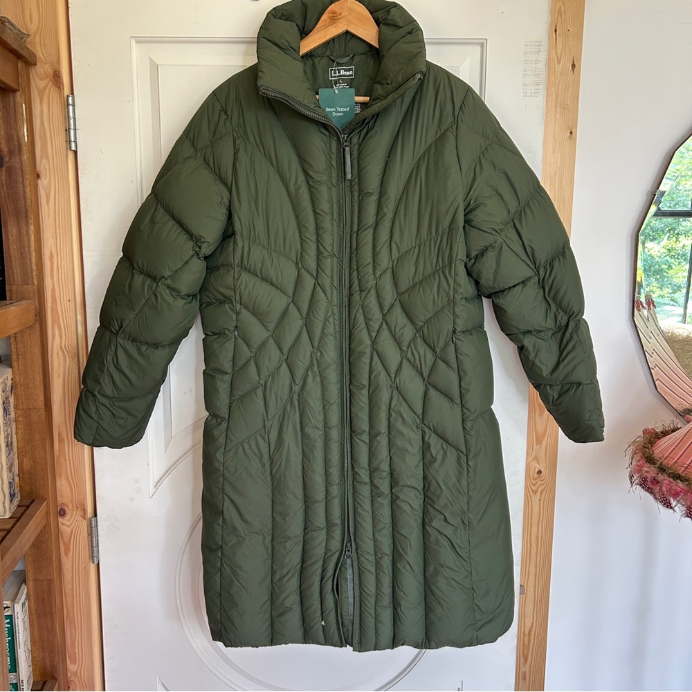L.L. Bean NWT Women’s Down Coat, Green